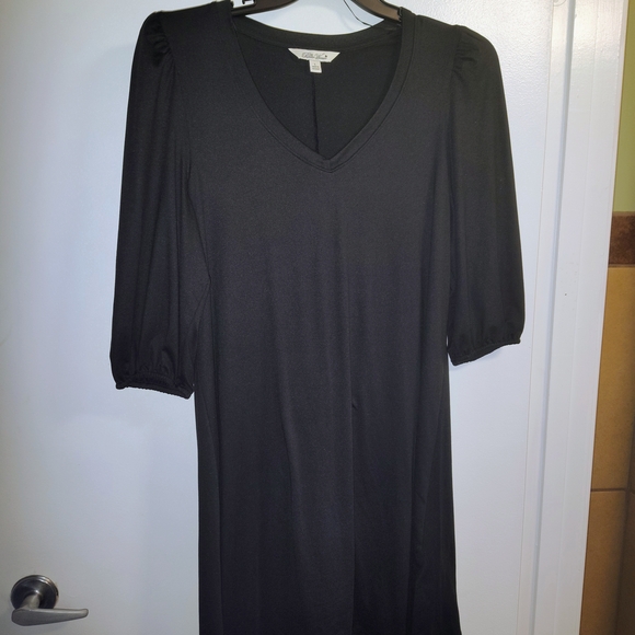 NWT The Pioneer Woman Black V-Neck Dress - Picture 1 of 2